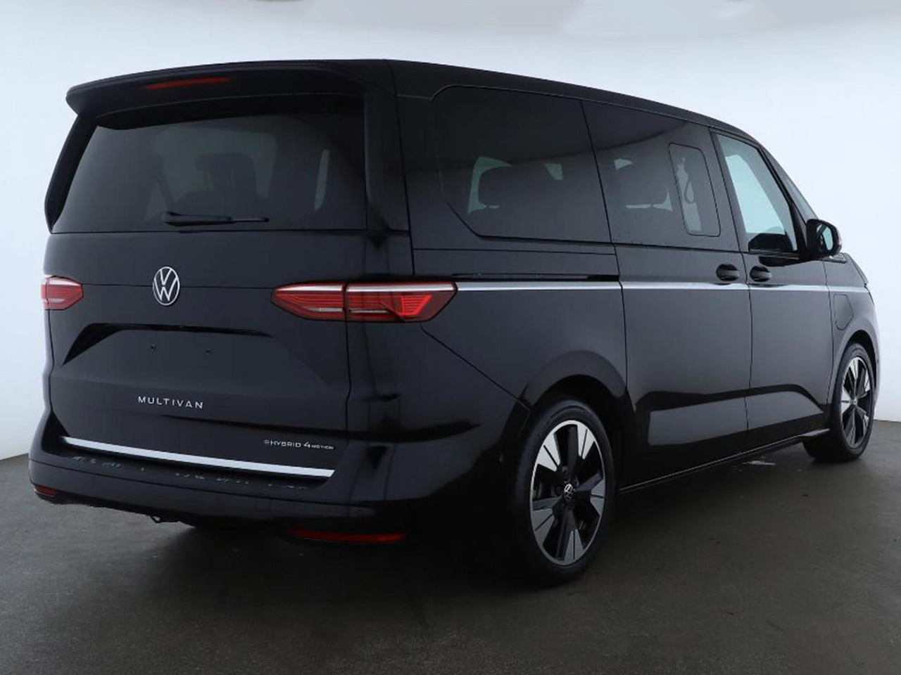 Volkswagen T7 Multivan Style eHybrid LR 4MOTION AHK ACC - Микробус, Пътнически бус: снимка 2 Volkswagen T7 Multivan Style eHybrid LR 4MOTION AHK ACC - Микробус, Пътнически бус: снимка 2