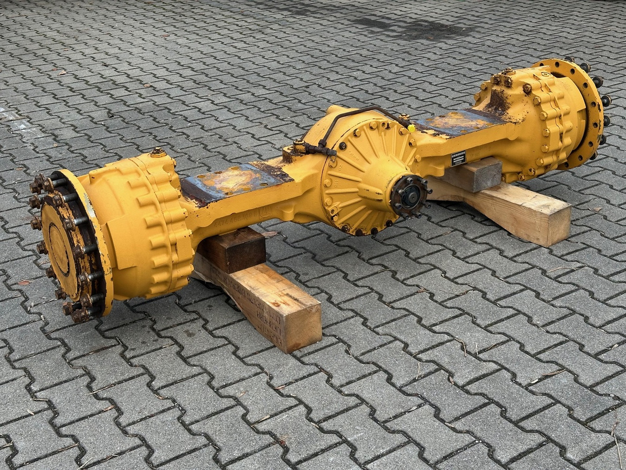 LIEBHERR Original Vorderachse-Planetenstarrachse Typ:MT-L3085/DKV-P4. ID-Nr.10022956 – ID-Nr.10045102 – ID-Nr.10425798. L544-443, L544-445, L550-456. #10425798.1791457# - Предна ос за Колесен товарач: снимка 2 LIEBHERR Original Vorderachse-Planetenstarrachse Typ:MT-L3085/DKV-P4. ID-Nr.10022956 – ID-Nr.10045102 – ID-Nr.10425798. L544-443, L544-445, L550-456. #10425798.1791457# - Предна ос за Колесен товарач: снимка 2