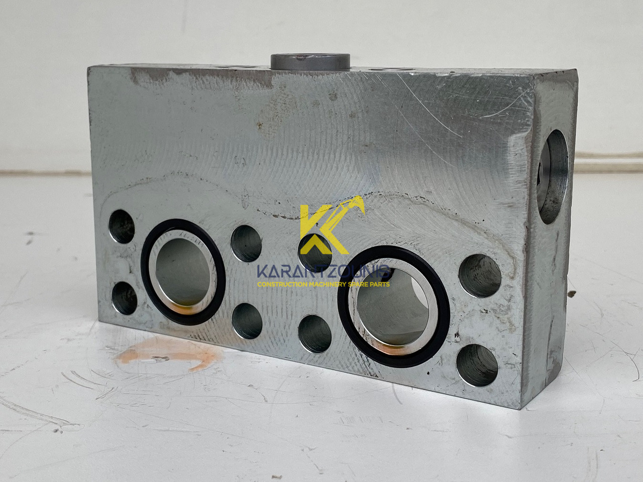 Liebherr Dämpfungsventil ID-Nr.10121777. P924 COMP, P926, R926, R916, R922, R924 COMP, R924, R926 COMP, R926, R930, R936, R946, R950 T, R960 T. #DÄ27652# - Редуктор на въртене за Багер: снимка 3 Liebherr Dämpfungsventil ID-Nr.10121777. P924 COMP, P926, R926, R916, R922, R924 COMP, R924, R926 COMP, R926, R930, R936, R946, R950 T, R960 T. #DÄ27652# - Редуктор на въртене за Багер: снимка 3