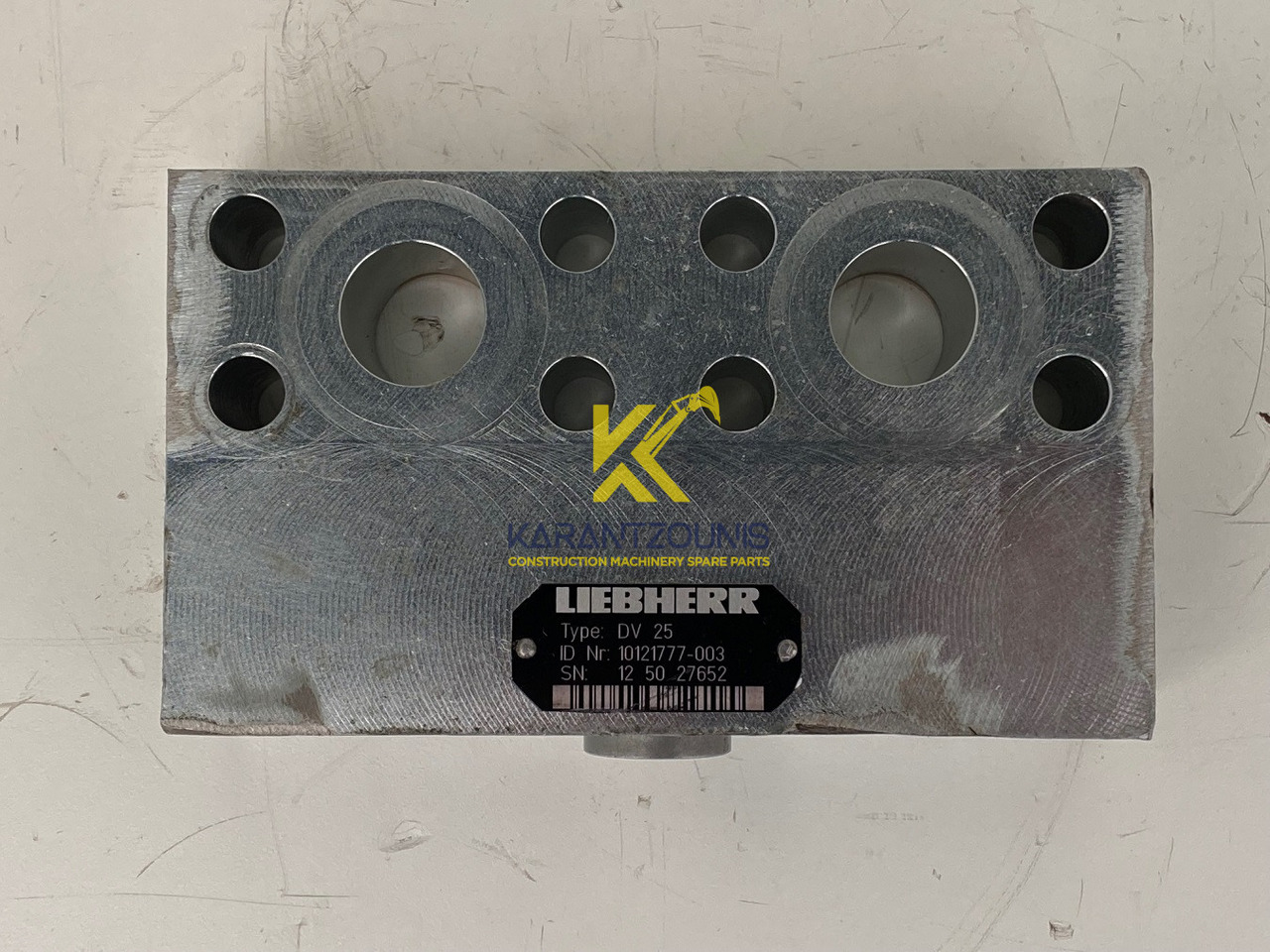 Liebherr Dämpfungsventil ID-Nr.10121777. P924 COMP, P926, R926, R916, R922, R924 COMP, R924, R926 COMP, R926, R930, R936, R946, R950 T, R960 T. #DÄ27652# - Редуктор на въртене за Багер: снимка 2 Liebherr Dämpfungsventil ID-Nr.10121777. P924 COMP, P926, R926, R916, R922, R924 COMP, R924, R926 COMP, R926, R930, R936, R946, R950 T, R960 T. #DÄ27652# - Редуктор на въртене за Багер: снимка 2