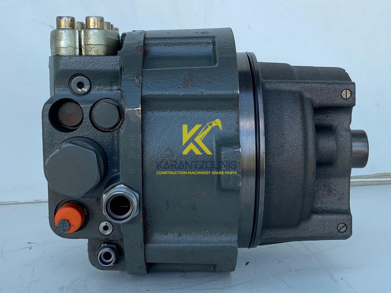 Liebherr Hydraulikeinbaumotor CMVE O 108. ID-Nr.10118562 - ID-Nr.10132610 - ID-Nr.10129048. LOS1916, LOS916, LOS926, R906, R916, R918, R920, R922, R924, R926COMP, R926, R936. #27979# - Хидравличен мотор за Верижен багер: снимка 2 Liebherr Hydraulikeinbaumotor CMVE O 108. ID-Nr.10118562 - ID-Nr.10132610 - ID-Nr.10129048. LOS1916, LOS916, LOS926, R906, R916, R918, R920, R922, R924, R926COMP, R926, R936. #27979# - Хидравличен мотор за Верижен багер: снимка 2