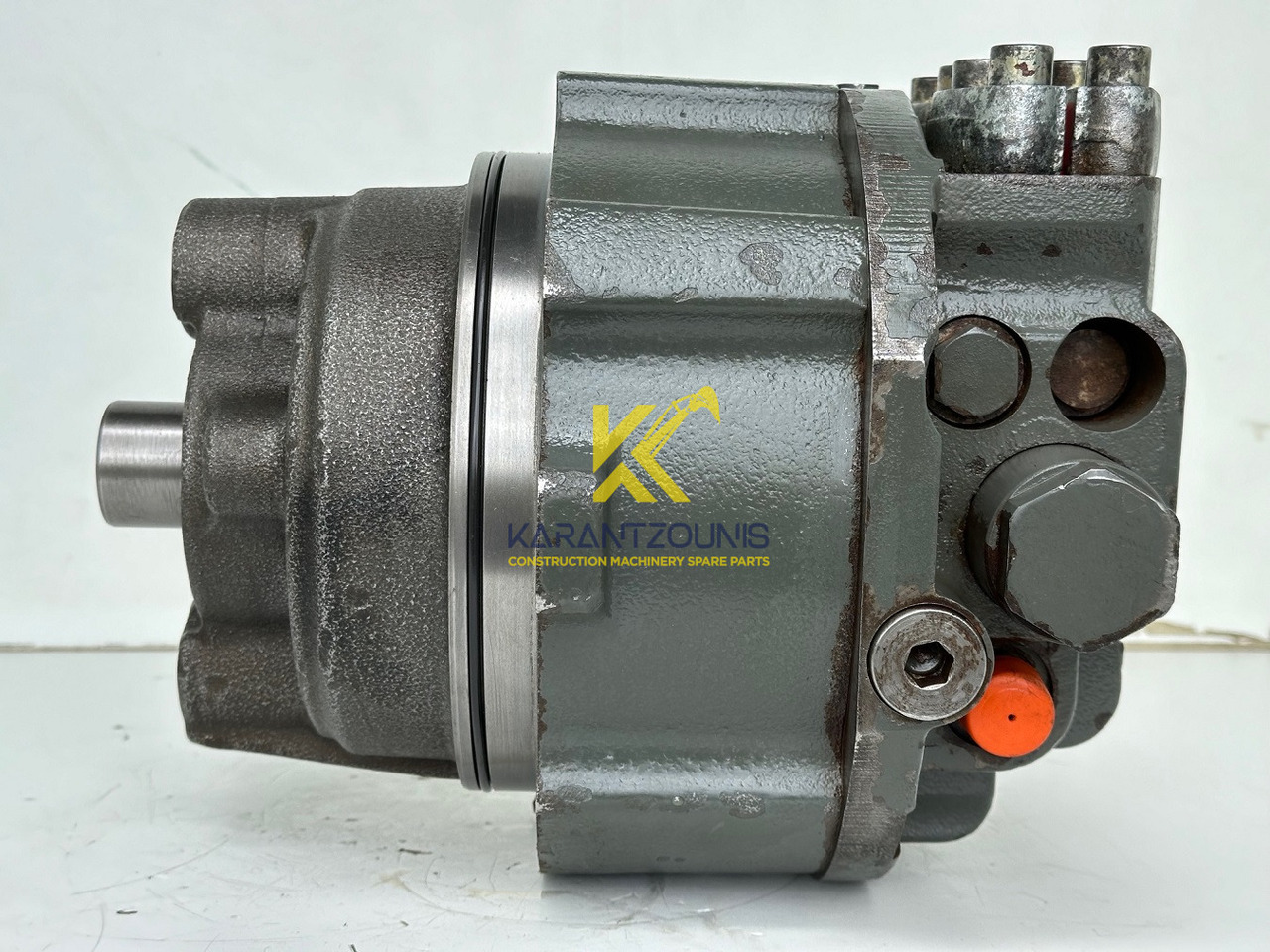 Liebherr Hydraulikeinbaumotor CMVE O 108. ID-Nr.10118562 - ID-Nr.10132610 - ID-Nr.10129048. LOS1916, LOS916, LOS926, R906, R916, R918, R920, R922, R924, R926COMP, R926, R936. #28313# - Хидравличен мотор за Строителна техника: снимка 4 Liebherr Hydraulikeinbaumotor CMVE O 108. ID-Nr.10118562 - ID-Nr.10132610 - ID-Nr.10129048. LOS1916, LOS916, LOS926, R906, R916, R918, R920, R922, R924, R926COMP, R926, R936. #28313# - Хидравличен мотор за Строителна техника: снимка 4