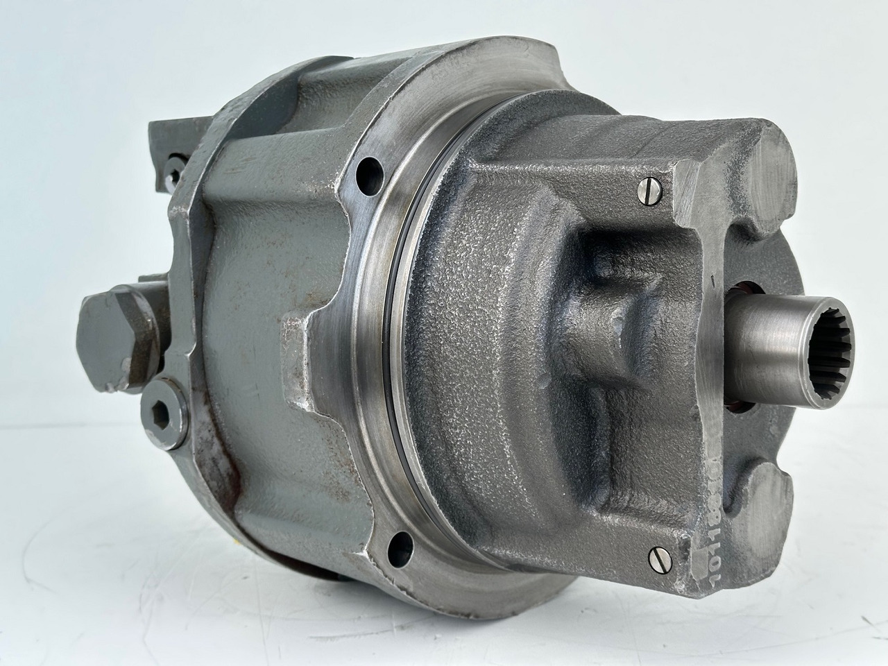 Liebherr Hydraulikeinbaumotor Typ:LH46VE 108. ID-Nr.11428178 . LOS926-1715,R926-1715,R928-1715,R930-1716,R934-1550,R936K-LC,R936K-NLC,R936K-SLC,R938. #11428178.0717# - Ходов редуктор за Строителна техника: снимка 2 Liebherr Hydraulikeinbaumotor Typ:LH46VE 108. ID-Nr.11428178 . LOS926-1715,R926-1715,R928-1715,R930-1716,R934-1550,R936K-LC,R936K-NLC,R936K-SLC,R938. #11428178.0717# - Ходов редуктор за Строителна техника: снимка 2