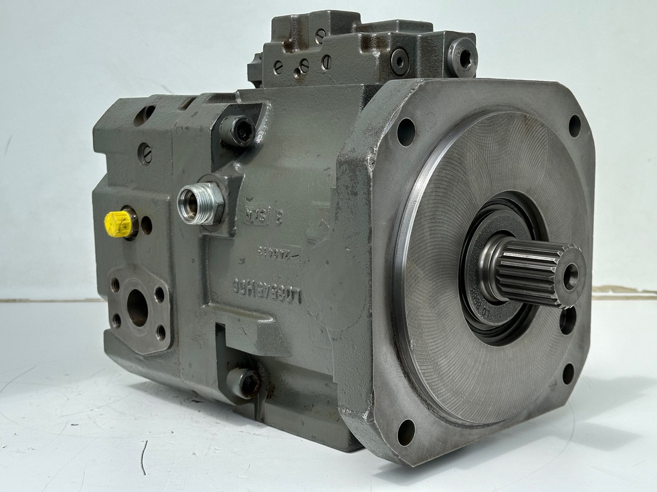 Liebherr Hydraulikverstellpumpe Typ:DPV O 165. ID-Nr.10120060 - ID-Nr.10144915. LH120 C-1103, LH120 CG-1103, LH120 M-1102. #10144915.13342# - Хидравлична помпа за Колесен багер: снимка 2 Liebherr Hydraulikverstellpumpe Typ:DPV O 165. ID-Nr.10120060 - ID-Nr.10144915. LH120 C-1103, LH120 CG-1103, LH120 M-1102. #10144915.13342# - Хидравлична помпа за Колесен багер: снимка 2