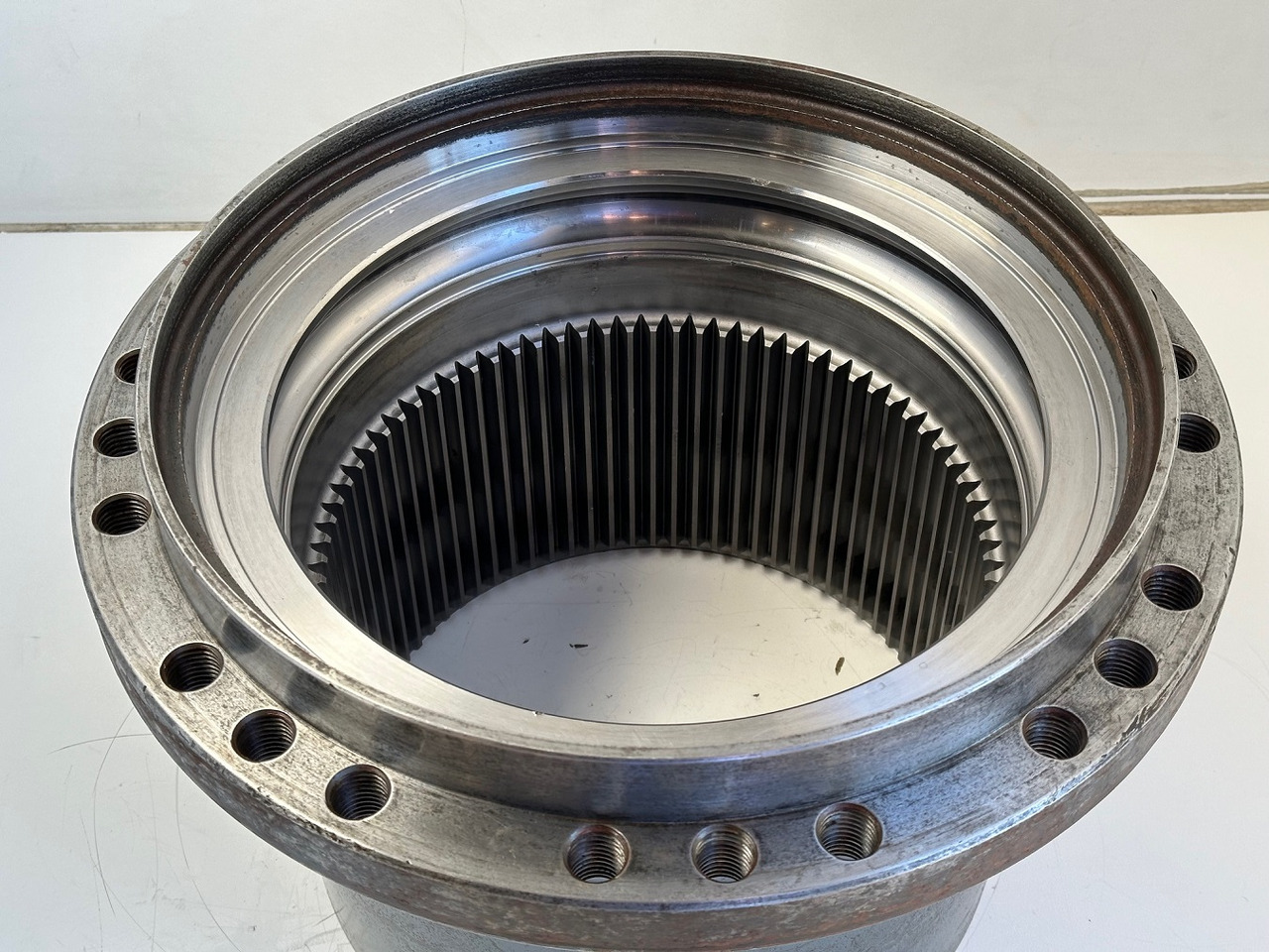 Liebherr Innenrad ID-Nr.90206742. FAT350P126 - FAT350P138. LOS1926 - R920 - R922 - R924 - R925 - R926 - R930 T.#90206742.18.12# - Ходов редуктор за Верижен багер: снимка 3 Liebherr Innenrad ID-Nr.90206742. FAT350P126 - FAT350P138. LOS1926 - R920 - R922 - R924 - R925 - R926 - R930 T.#90206742.18.12# - Ходов редуктор за Верижен багер: снимка 3