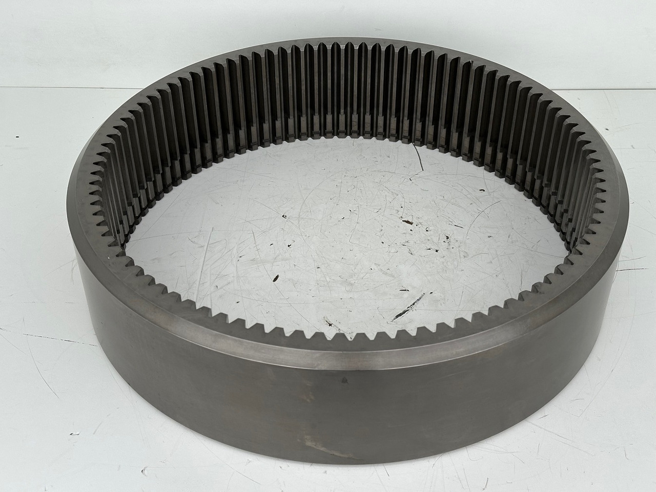 Liebherr Original Innenrad ID-Nr.944427803. FAT500E502,FAT500E503,FAT500E517,FAT500E518,FAT500F522,FAT500F522,FAT500F528,FAT500F529.PR734,PR73605,PR7363,PR7364,PR736,RL44,RL46,RL463. #944427803.31.07# - Ходов редуктор за Строителна техника: снимка 2 Liebherr Original Innenrad ID-Nr.944427803. FAT500E502,FAT500E503,FAT500E517,FAT500E518,FAT500F522,FAT500F522,FAT500F528,FAT500F529.PR734,PR73605,PR7363,PR7364,PR736,RL44,RL46,RL463. #944427803.31.07# - Ходов редуктор за Строителна техника: снимка 2