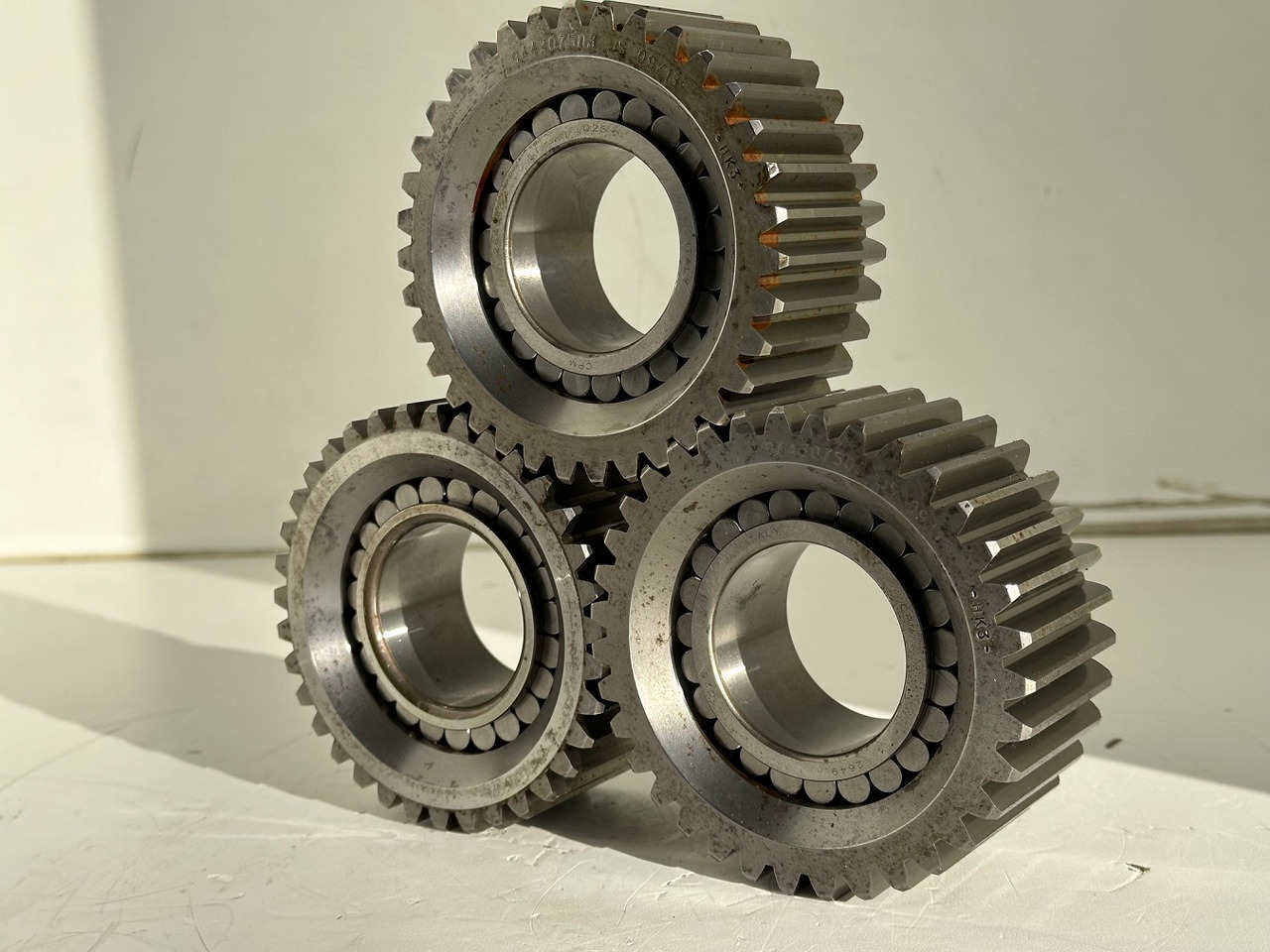 Liebherr Planetenrad ID-Nr.9443074 - ID-Nr.944307403 - ID-Nr.90208594 mit Zylinderrollenlager ID-Nr.7610032 - ID-Nr.761003203. #944307503.18.12# - Редуктор на въртене за Строителна техника: снимка 1 Liebherr Planetenrad ID-Nr.9443074 - ID-Nr.944307403 - ID-Nr.90208594 mit Zylinderrollenlager ID-Nr.7610032 - ID-Nr.761003203. #944307503.18.12# - Редуктор на въртене за Строителна техника: снимка 1