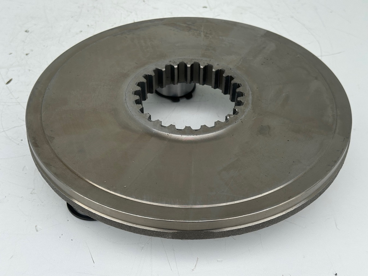 Liebherr Planetenträger ID-Nr.90024938. FAT400P112 -FAT400P130 - FAT400P139. LO1936, LOS926, R926, R928, R930, R934, R936, R940, R944, R946, R950 T. #90024938.L1.6897# - Ходов редуктор за Строителна техника: снимка 4 Liebherr Planetenträger ID-Nr.90024938. FAT400P112 -FAT400P130 - FAT400P139. LO1936, LOS926, R926, R928, R930, R934, R936, R940, R944, R946, R950 T. #90024938.L1.6897# - Ходов редуктор за Строителна техника: снимка 4