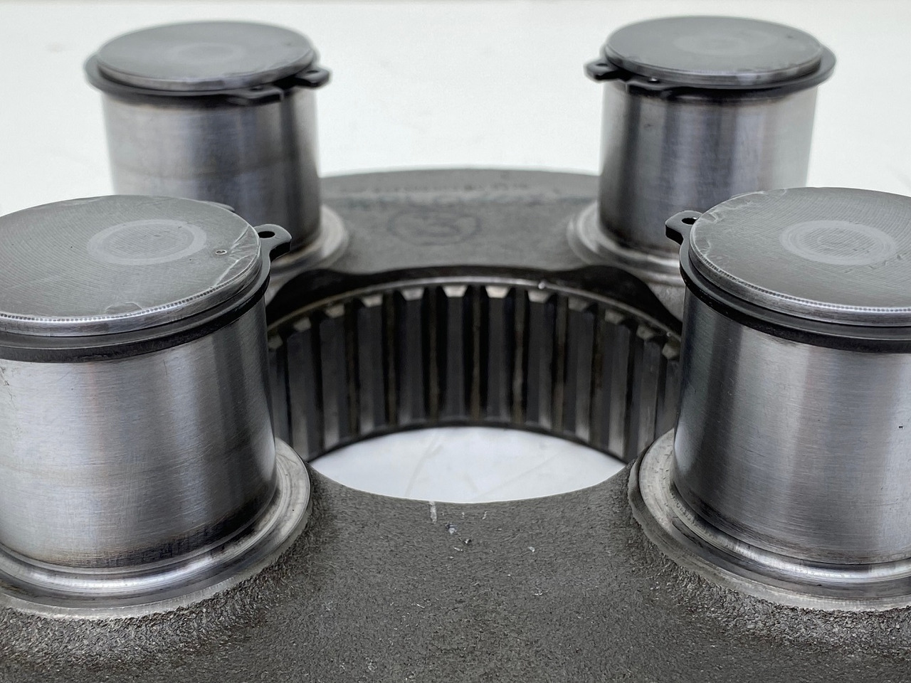 Трансмисия за Строителна техника Liebherr Planetenträger ID-Nr.944306303 - ID-Nr.9443063. #PL0401.03#: снимка 14 Трансмисия за Строителна техника Liebherr Planetenträger ID-Nr.944306303 - ID-Nr.9443063. #PL0401.03#: снимка 14