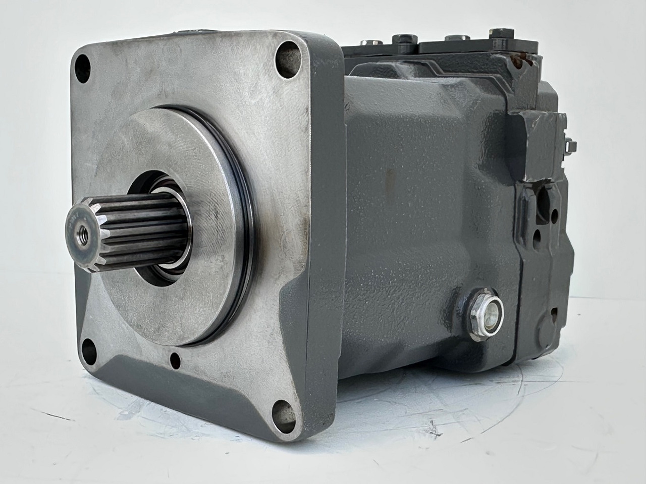 Linde Verstellmotor-Axialkolbenmotor Typ:HMV210-02 2532. #HMV210-02.2532# - Хидравличен мотор: снимка 3 Linde Verstellmotor-Axialkolbenmotor Typ:HMV210-02 2532. #HMV210-02.2532# - Хидравличен мотор: снимка 3