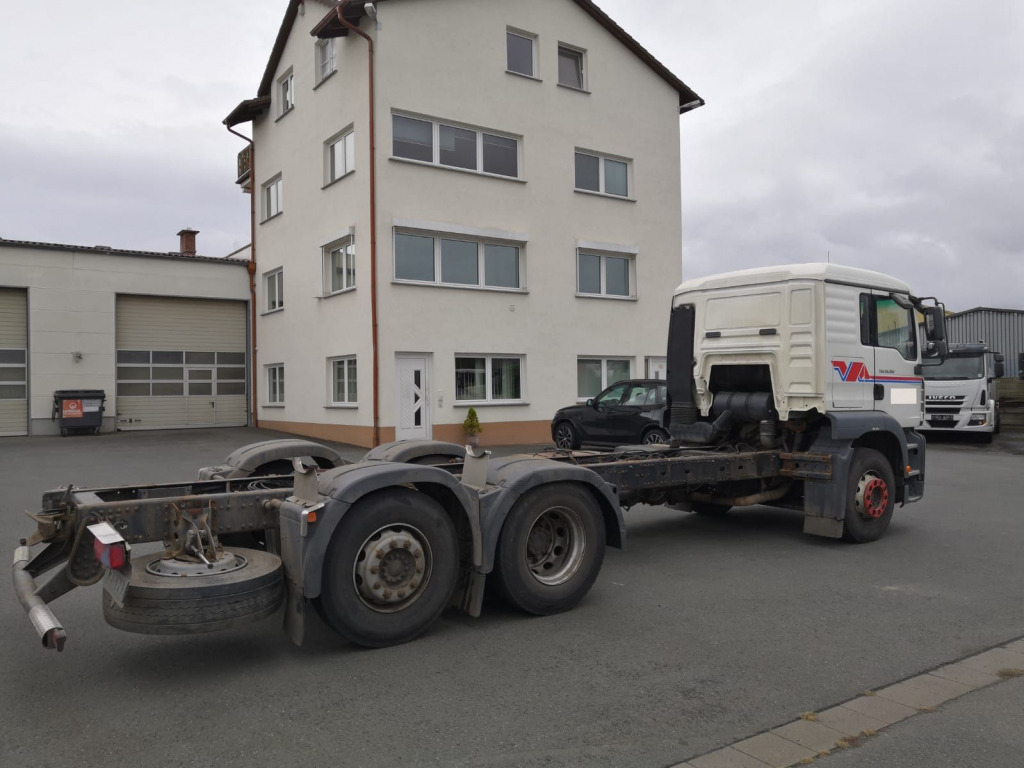 MAN TGA 26.350 6x2 (Nr. 4998) - Шаси кабина: снимка 5 MAN TGA 26.350 6x2 (Nr. 4998) - Шаси кабина: снимка 5