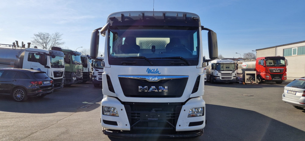 MAN TGS 26.480 6x2 (Nr. 6003) - Камион цистерна: снимка 4 MAN TGS 26.480 6x2 (Nr. 6003) - Камион цистерна: снимка 4