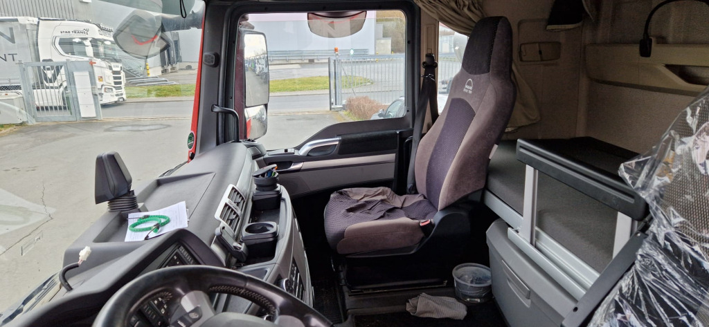 MAN TGX 26.640 6x2 (Nr. 5994) - Камион цистерна: снимка 5 MAN TGX 26.640 6x2 (Nr. 5994) - Камион цистерна: снимка 5