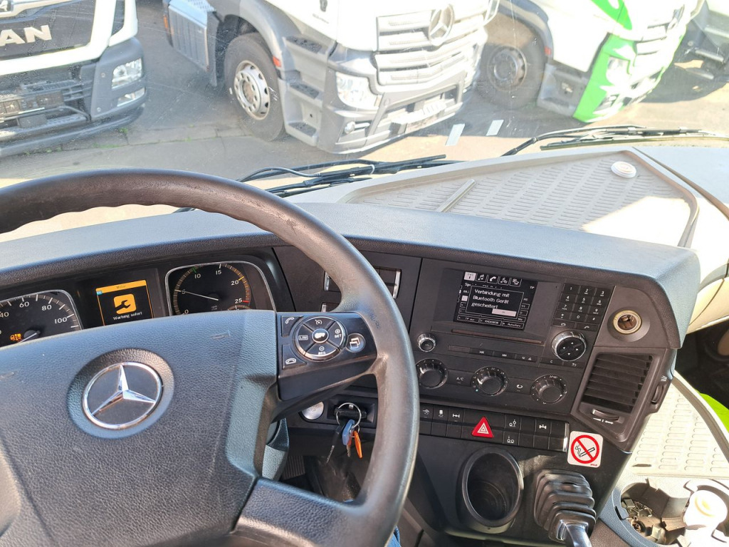 Mercedes Benz Actros 2642 Fahrgestell ohne Aufbau (Nr. 5800) - Шаси кабина: снимка 5 Mercedes Benz Actros 2642 Fahrgestell ohne Aufbau (Nr. 5800) - Шаси кабина: снимка 5