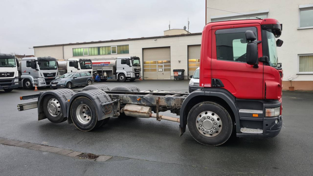 Scania P 400 6x2 RECHTSLENKER(Nr. 5018) - Шаси кабина: снимка 1 Scania P 400 6x2 RECHTSLENKER(Nr. 5018) - Шаси кабина: снимка 1