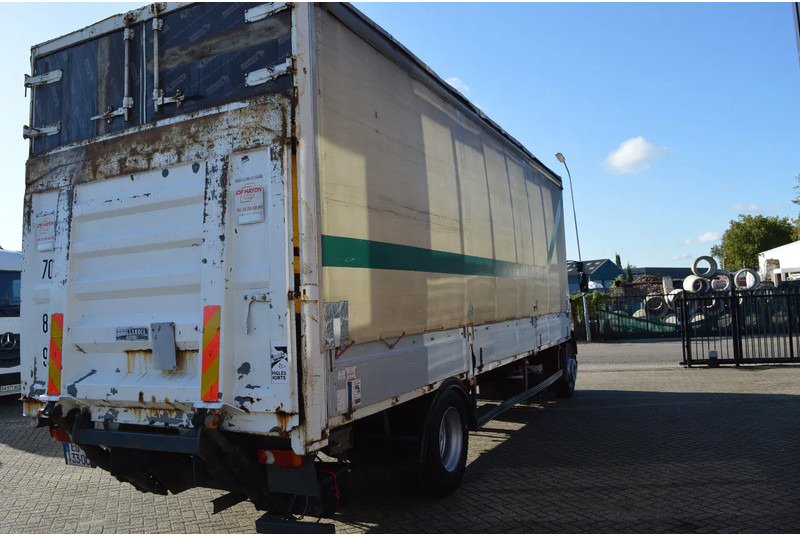 DAF CF 250 * EURO3 * MANUAL * 4X2 * - Камион с брезент: снимка 5 DAF CF 250 * EURO3 * MANUAL * 4X2 * - Камион с брезент: снимка 5