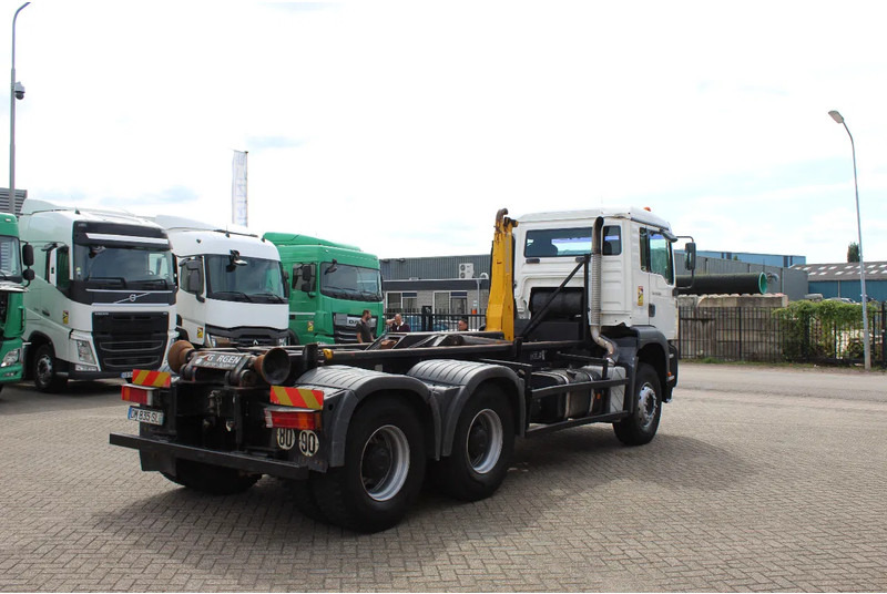 MAN TGA 26.360 * 6X4 * EURO 3 * - Камион с кабелна система: снимка 4 MAN TGA 26.360 * 6X4 * EURO 3 * - Камион с кабелна система: снимка 4