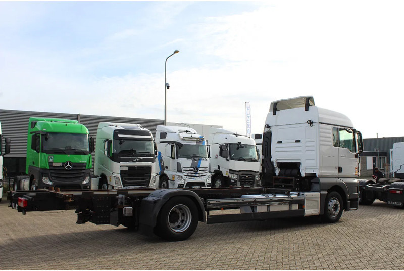 MAN TGX 18.430 * EURO6 * 4X2 * - Шаси кабина: снимка 4 MAN TGX 18.430 * EURO6 * 4X2 * - Шаси кабина: снимка 4