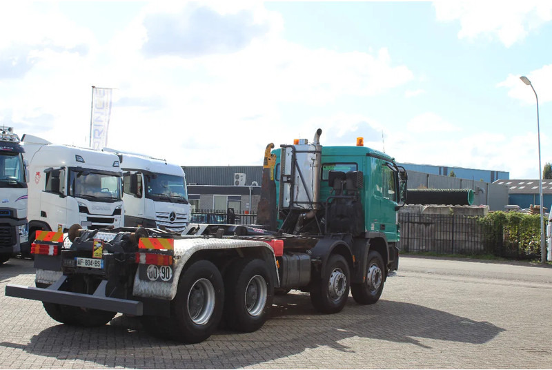 Mercedes-Benz Actros 3241 * 3 PEDAL * TOP CONDITION * - Мултилифт с кука камион: снимка 4 Mercedes-Benz Actros 3241 * 3 PEDAL * TOP CONDITION * - Мултилифт с кука камион: снимка 4