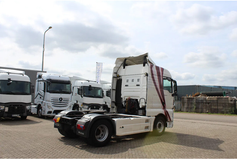 MAN TGX 18.440 * RETARDER * EURO5 * 4X2 * - Влекач: снимка 3 MAN TGX 18.440 * RETARDER * EURO5 * 4X2 * - Влекач: снимка 3