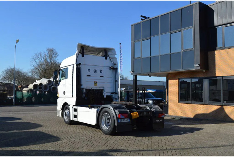 MAN TGX 18.480 * RETARDER * EURO6 * 4X2 * 2 TANK * - Влекач: снимка 3 MAN TGX 18.480 * RETARDER * EURO6 * 4X2 * 2 TANK * - Влекач: снимка 3