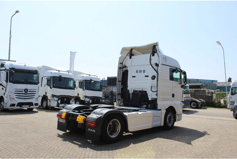 MAN TGX 18.500 * RETARDER * 4X2 * FULL SPOILER * - Влекач: снимка 4 MAN TGX 18.500 * RETARDER * 4X2 * FULL SPOILER * - Влекач: снимка 4