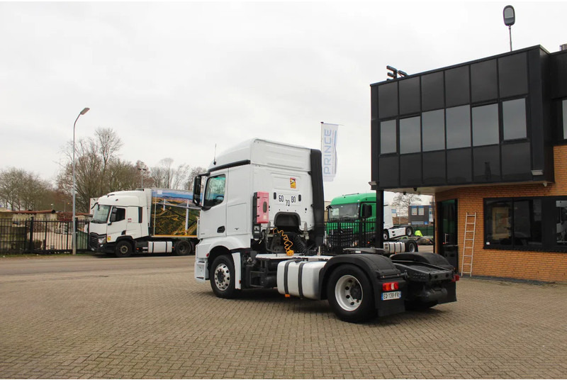 Mercedes-Benz Actros 1843 * EURO6 * 4X2 * - Влекач: снимка 3 Mercedes-Benz Actros 1843 * EURO6 * 4X2 * - Влекач: снимка 3