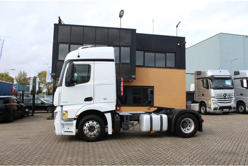 Mercedes-Benz Actros 1843 * EURO6 * 4X2 * - Влекач: снимка 2 Mercedes-Benz Actros 1843 * EURO6 * 4X2 * - Влекач: снимка 2