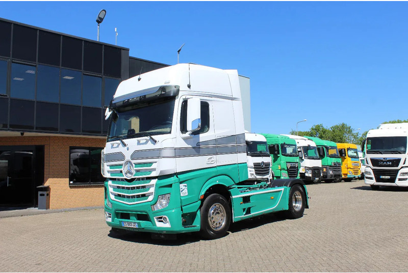 Mercedes-Benz Actros 1845 * EURO6 * 4X2 * 2 TANK * - Влекач: снимка 1 Mercedes-Benz Actros 1845 * EURO6 * 4X2 * 2 TANK * - Влекач: снимка 1