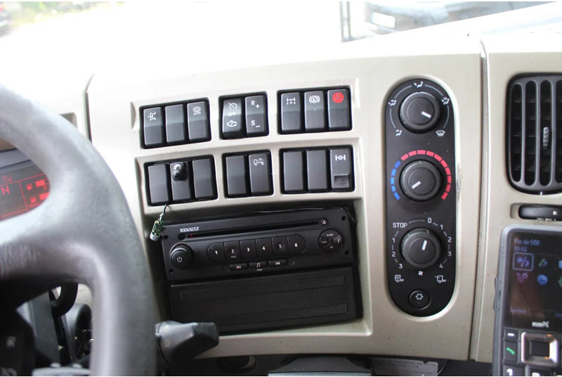 Влекач Renault Premium 460 * RETARDER * EURO5. EEV * 4X2 *: снимка 16