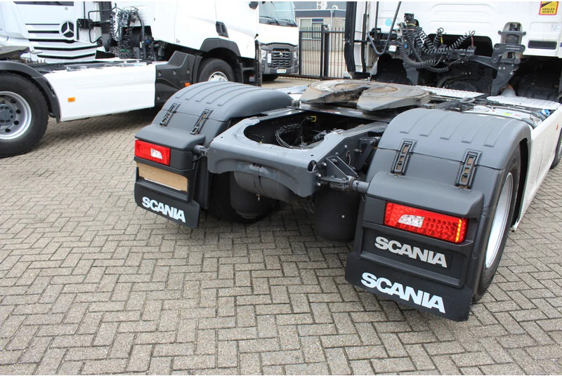 Scania R500 NGS * RETARDER * 2 TANK * FULL SPOILER * FULL OPTION * TOP CONDITION * CHASSI 2019 * - Влекач: снимка 4 Scania R500 NGS * RETARDER * 2 TANK * FULL SPOILER * FULL OPTION * TOP CONDITION * CHASSI 2019 * - Влекач: снимка 4
