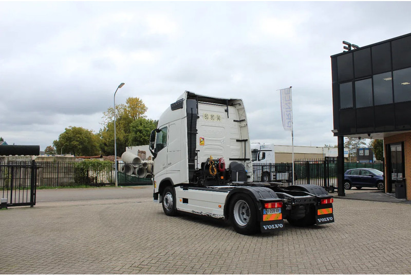 Volvo FH 13.500 * EURO6 * 4X2 * - Влекач: снимка 3 Volvo FH 13.500 * EURO6 * 4X2 * - Влекач: снимка 3