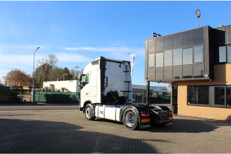 Volvo FH 460 * EURO6 * 4X2 * - Влекач: снимка 4 Volvo FH 460 * EURO6 * 4X2 * - Влекач: снимка 4