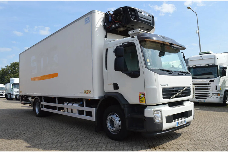 Volvo FE 260 * EURO5 * 4X2 * CARRIER SUPRA 950 MT * 4X2 * MANUAL * - Рефрижератор камион: снимка 5 Volvo FE 260 * EURO5 * 4X2 * CARRIER SUPRA 950 MT * 4X2 * MANUAL * - Рефрижератор камион: снимка 5