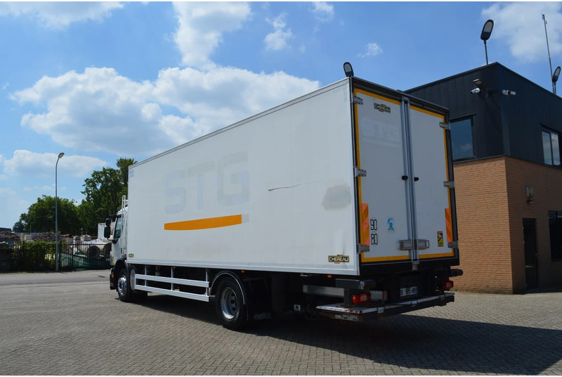 Volvo FE 260 * EURO5 * CARRIER SUPRA SILENT 950 MT * 4X2 * - Рефрижератор камион: снимка 3 Volvo FE 260 * EURO5 * CARRIER SUPRA SILENT 950 MT * 4X2 * - Рефрижератор камион: снимка 3