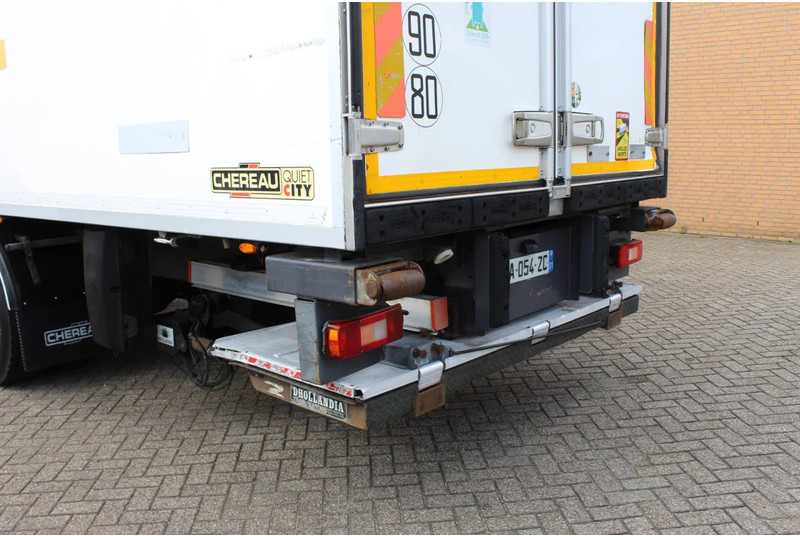 Volvo FM 330 * EURO5 * CARRIER SUPRA SILENT MT * - Рефрижератор камион: снимка 4 Volvo FM 330 * EURO5 * CARRIER SUPRA SILENT MT * - Рефрижератор камион: снимка 4