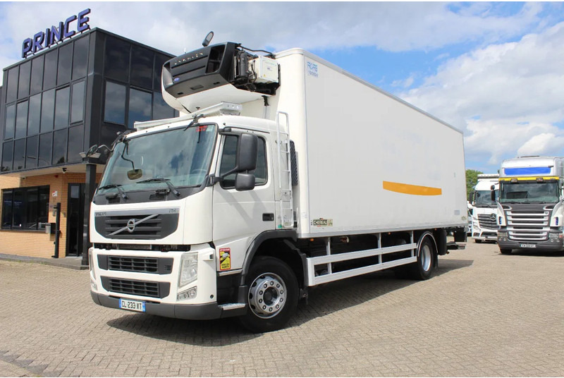 Volvo FM 330 * EURO5 * CARRIER SUPRA SILENT MT * - Рефрижератор камион: снимка 1 Volvo FM 330 * EURO5 * CARRIER SUPRA SILENT MT * - Рефрижератор камион: снимка 1