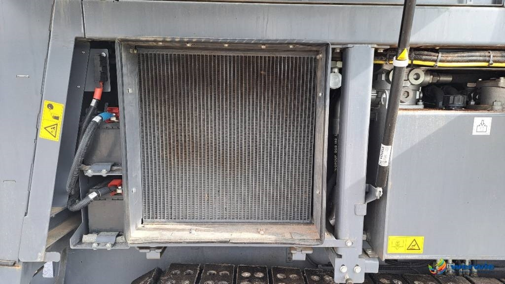 Техника за слагане на асфалт Vögele MT 3000-3i: снимка 17