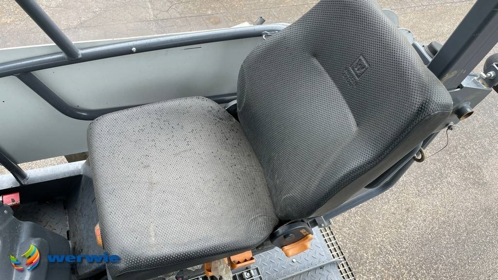 Асфалтополагач Vögele SUPER 1303-3i / AB340-3TV (1,80 - 3,40 m): снимка 25 Асфалтополагач Vögele SUPER 1303-3i / AB340-3TV (1,80 - 3,40 m): снимка 25