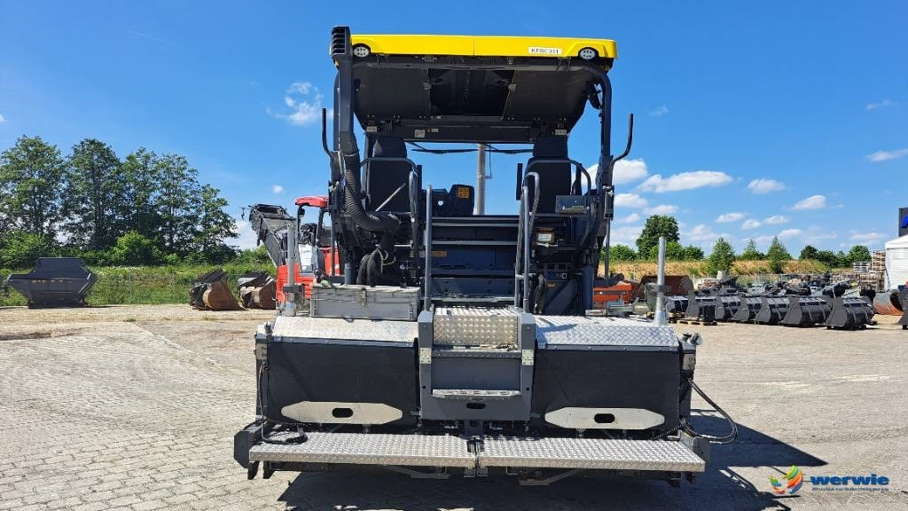 Vögele SUPER 1800-3i / AB600-3TP1 (3,00 - 6,00m) - Асфалтополагач: снимка 3 Vögele SUPER 1800-3i / AB600-3TP1 (3,00 - 6,00m) - Асфалтополагач: снимка 3