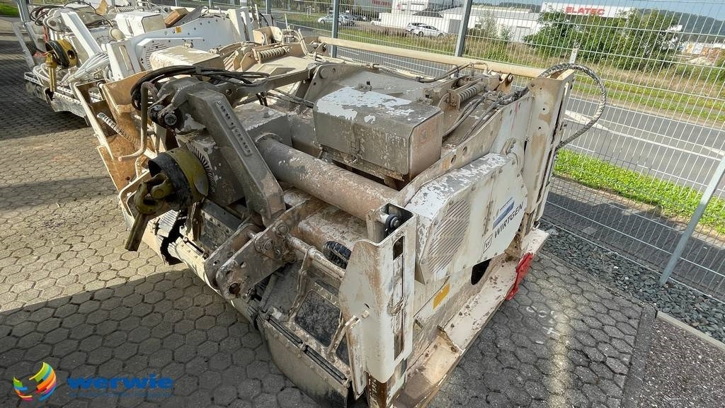 Wirtgen WS 250 - Техника за слагане на асфалт: снимка 3 Wirtgen WS 250 - Техника за слагане на асфалт: снимка 3