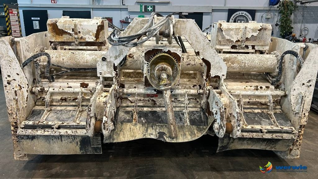 Wirtgen WS 250 - Техника за слагане на асфалт: снимка 5 Wirtgen WS 250 - Техника за слагане на асфалт: снимка 5