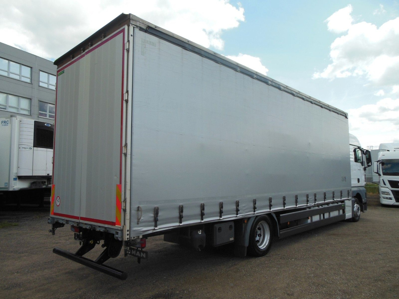 MAN TGX 18.460, XLX, VOLL LUFT, PRITSCHE 9,2M, TOP!! - Друга техника: снимка 3 MAN TGX 18.460, XLX, VOLL LUFT, PRITSCHE 9,2M, TOP!! - Друга техника: снимка 3