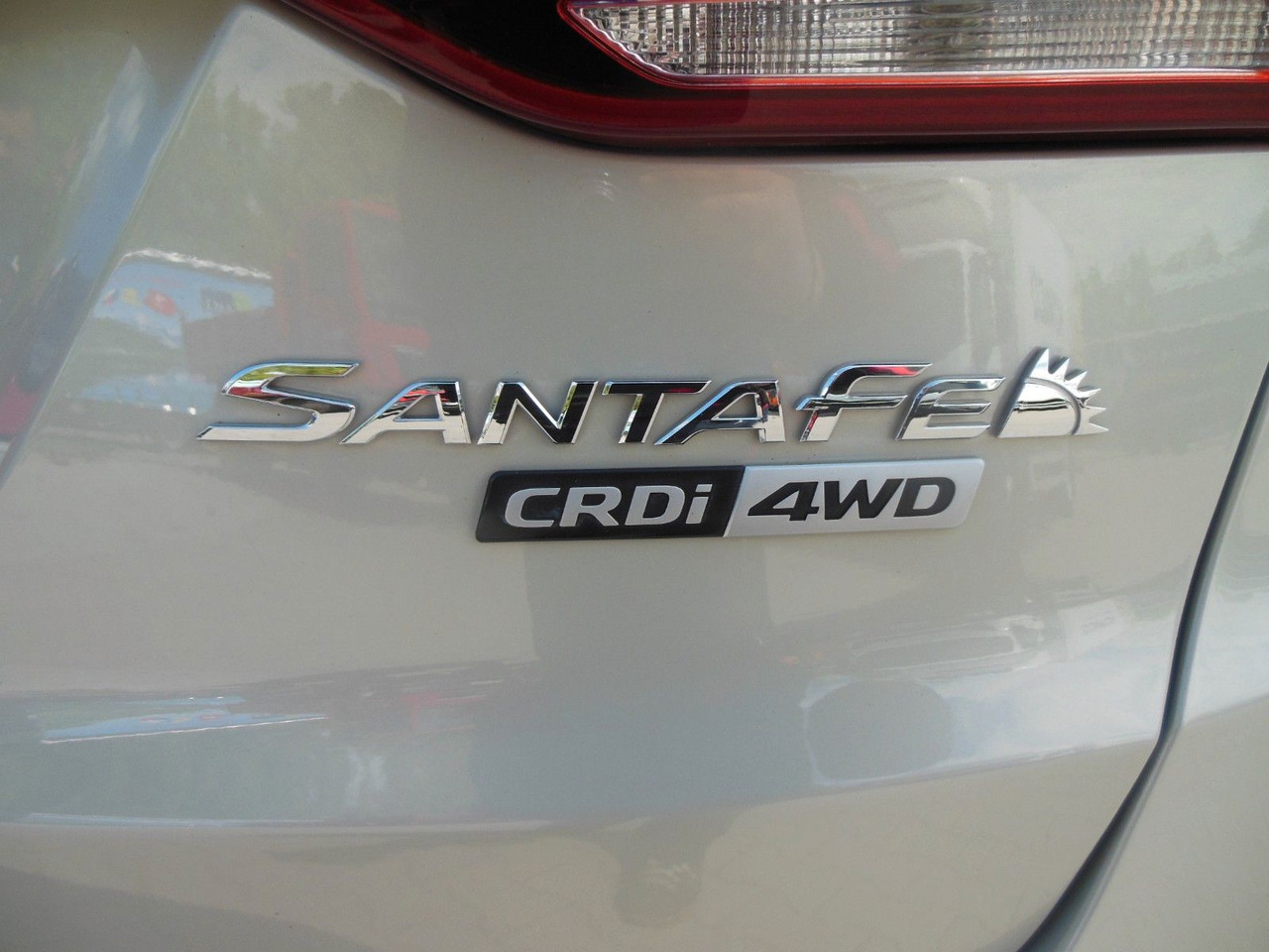 Hyundai Santa Fe 2,2 CRDi, 4WD, Automatic, Leder, Panora - Джип: снимка 5 Hyundai Santa Fe 2,2 CRDi, 4WD, Automatic, Leder, Panora - Джип: снимка 5