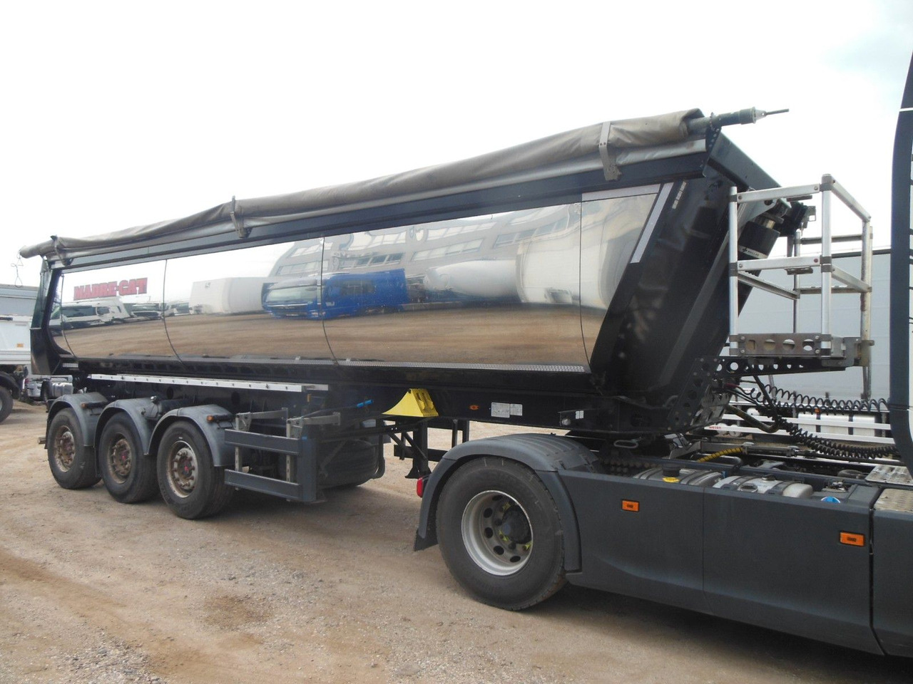 Meiller KISA 3, THERMO, 29M3 - Самосвал полуремарке: снимка 2 Meiller KISA 3, THERMO, 29M3 - Самосвал полуремарке: снимка 2