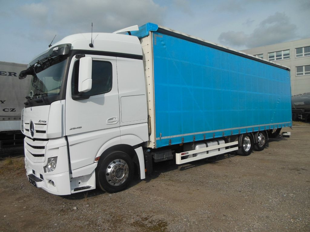 Mercedes-Benz ACTROS 2546, 24 PALETTEN, LBW, ALU FELGEN, TOP!! - Камион с брезент: снимка 1 Mercedes-Benz ACTROS 2546, 24 PALETTEN, LBW, ALU FELGEN, TOP!! - Камион с брезент: снимка 1