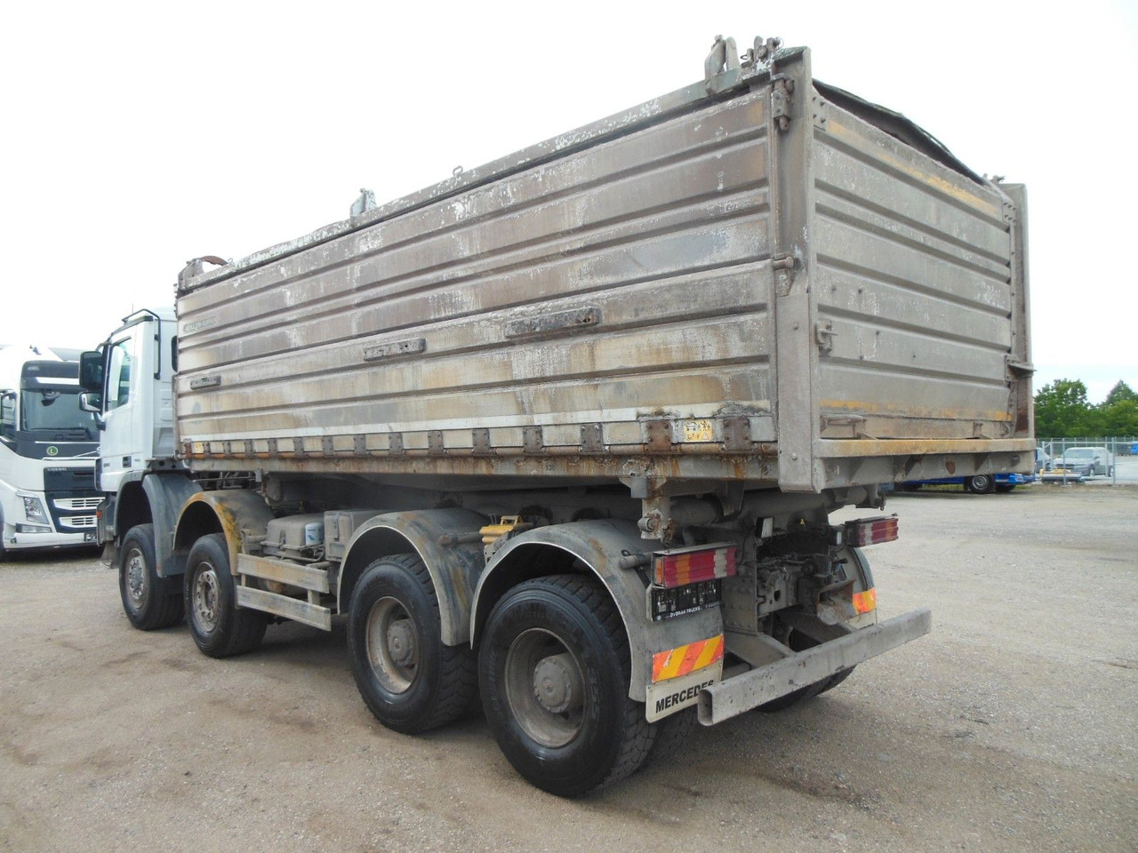 Mercedes-Benz ACTROS 4144, 8X6, 3 PEDALE, MEILLER, BODRMATIC - Самосвал камион: снимка 4 Mercedes-Benz ACTROS 4144, 8X6, 3 PEDALE, MEILLER, BODRMATIC - Самосвал камион: снимка 4