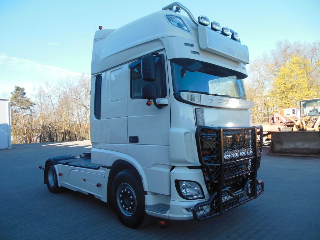 DAF XF106.480 SSC, LIMITED EDITION, STANDKLIMA, TOP! - Влекач: снимка 2 DAF XF106.480 SSC, LIMITED EDITION, STANDKLIMA, TOP! - Влекач: снимка 2