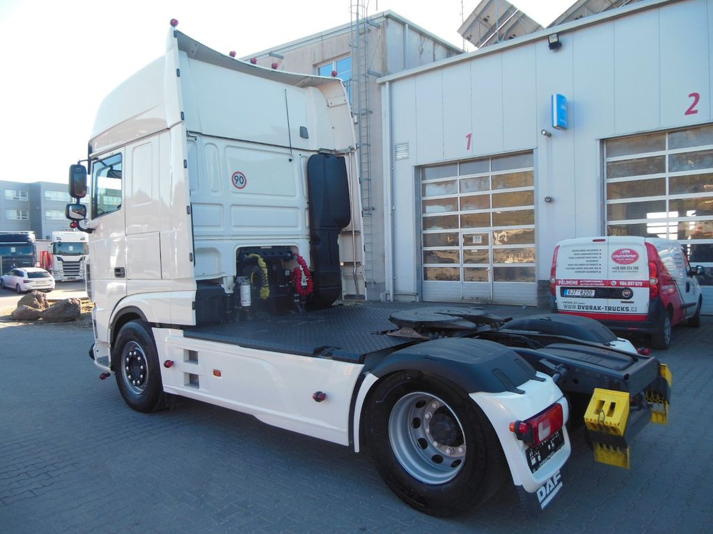 DAF XF106.480 SSC, LIMITED EDITION, STANDKLIMA, TOP! DAF XF106.480 SSC, LIMITED EDITION, STANDKLIMA, TOP! - Влекач: снимка 4 DAF XF106.480 SSC, LIMITED EDITION, STANDKLIMA, TOP! DAF XF106.480 SSC, LIMITED EDITION, STANDKLIMA, TOP! - Влекач: снимка 4