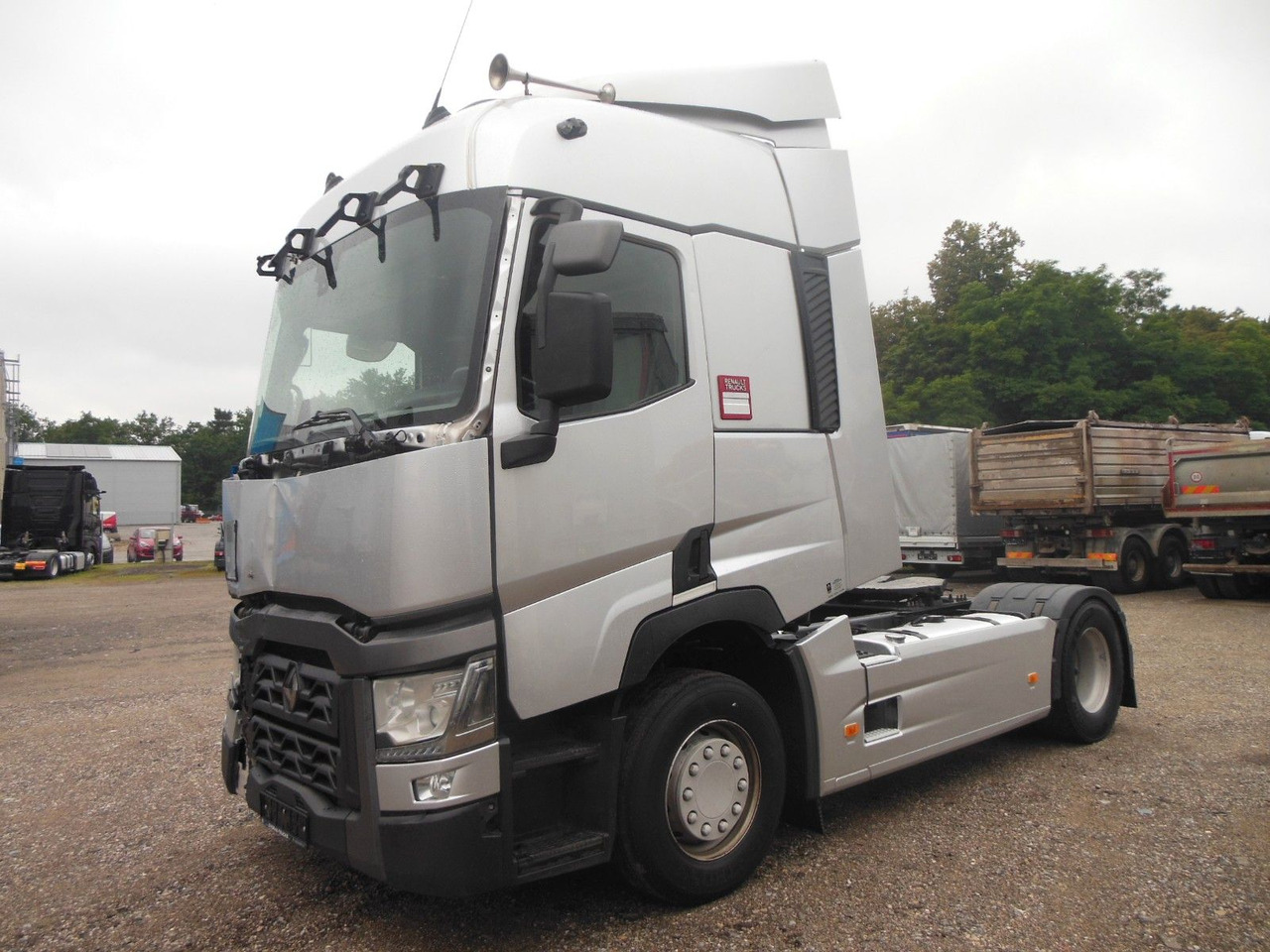 Renault T 440, STANDART, LEICHTER UNAFALL - Влекач: снимка 1 Renault T 440, STANDART, LEICHTER UNAFALL - Влекач: снимка 1
